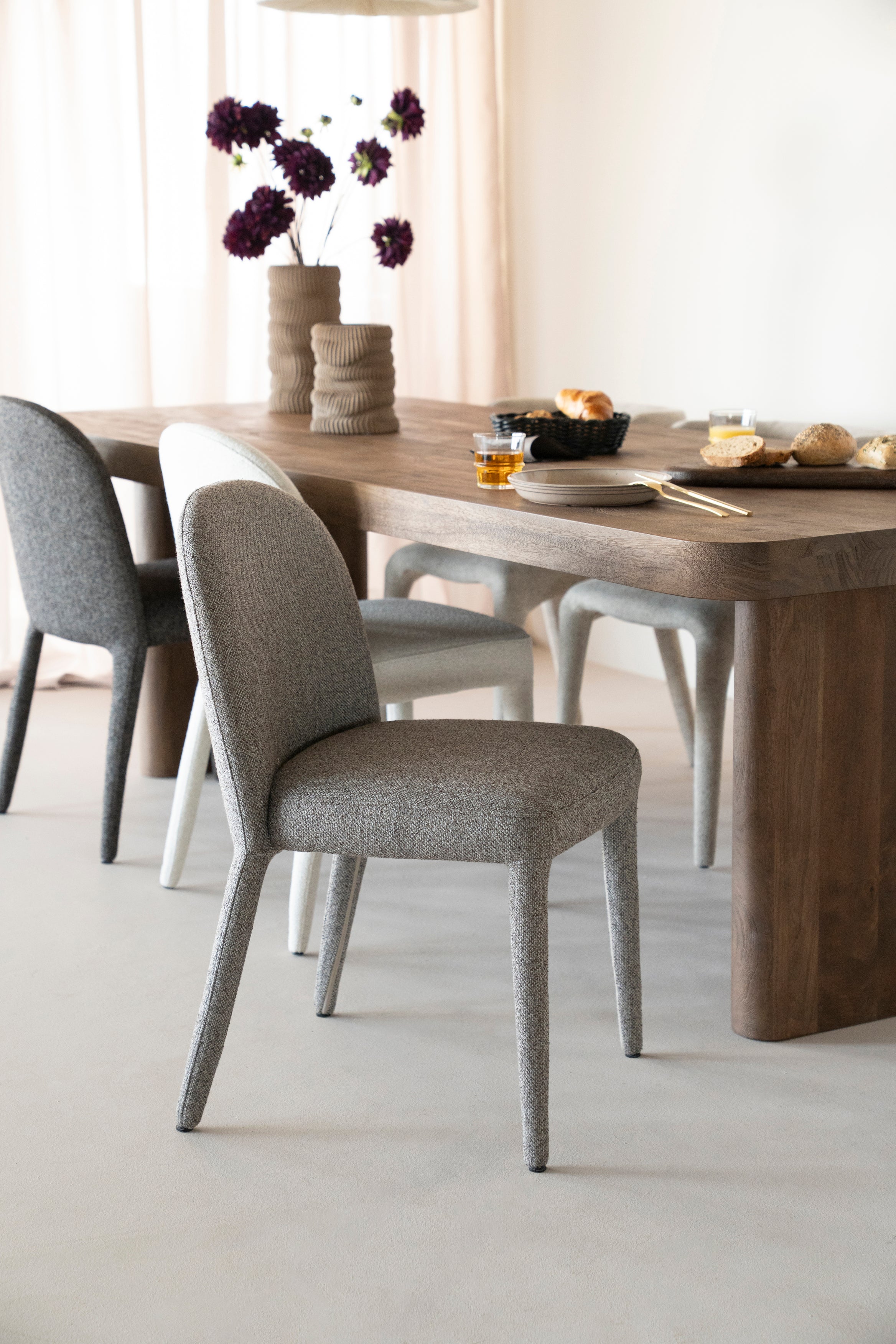 JAXX taupe chair — Eleonora