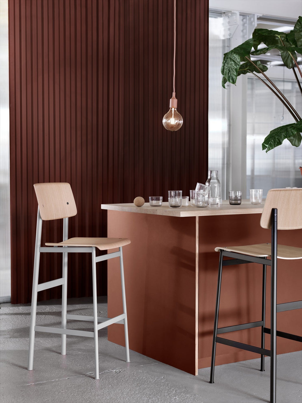 Personalized LOFT Bar Stool with Green Base — Muuto