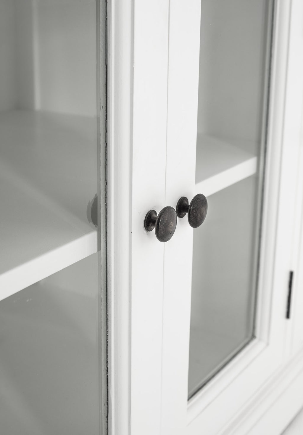 NovaSolo Halifax Buffet with 4 Doors 3 Drawers, Classic White – view 10