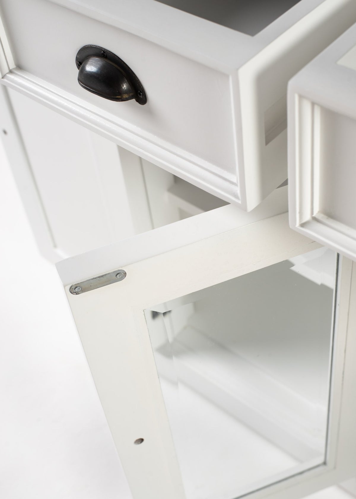 NovaSolo Halifax Contrast Buffet with 4 Doors 3 Drawers, Classic White & Black – view 8