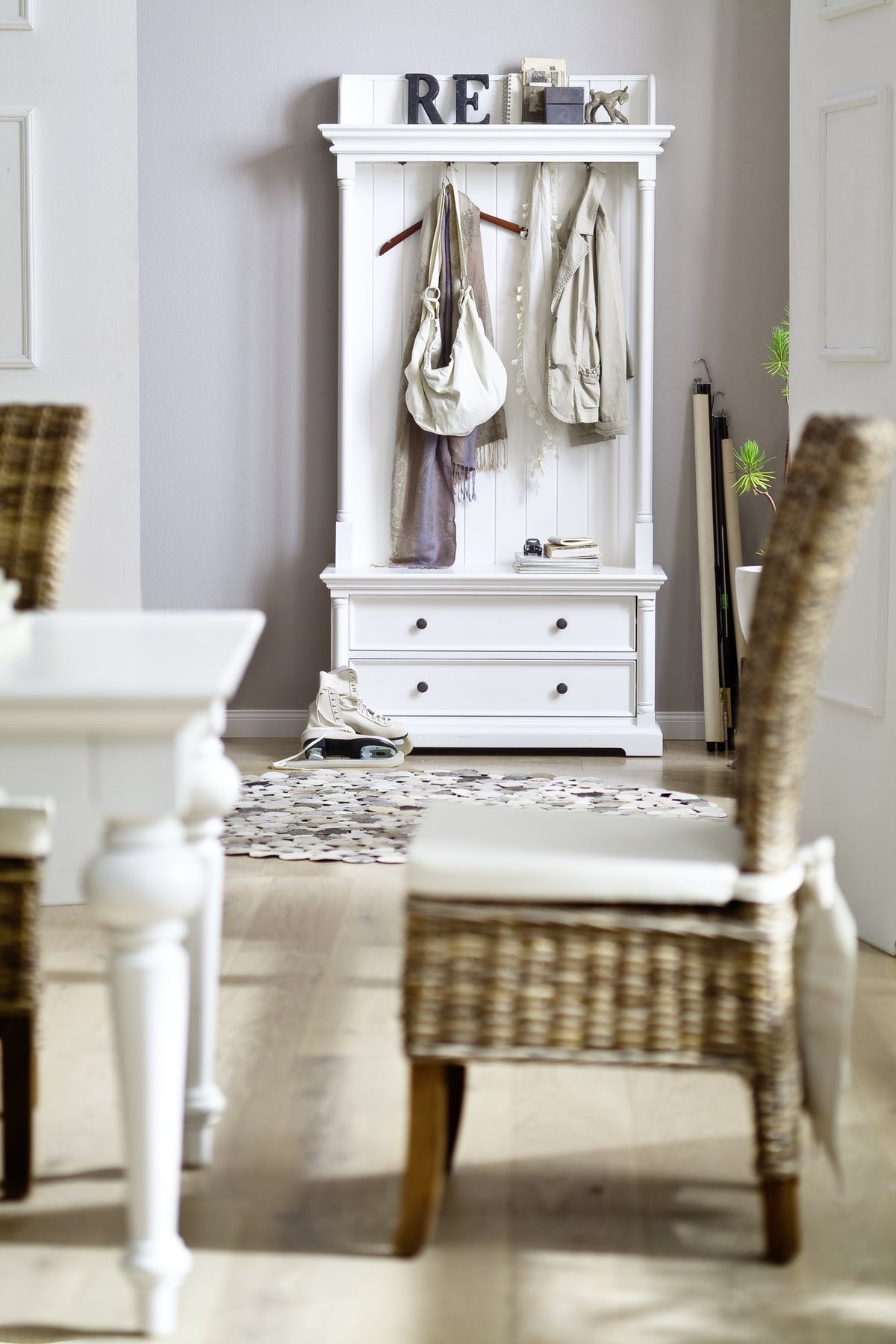 NovaSolo Provence Hall Tree, Classic White – view 9