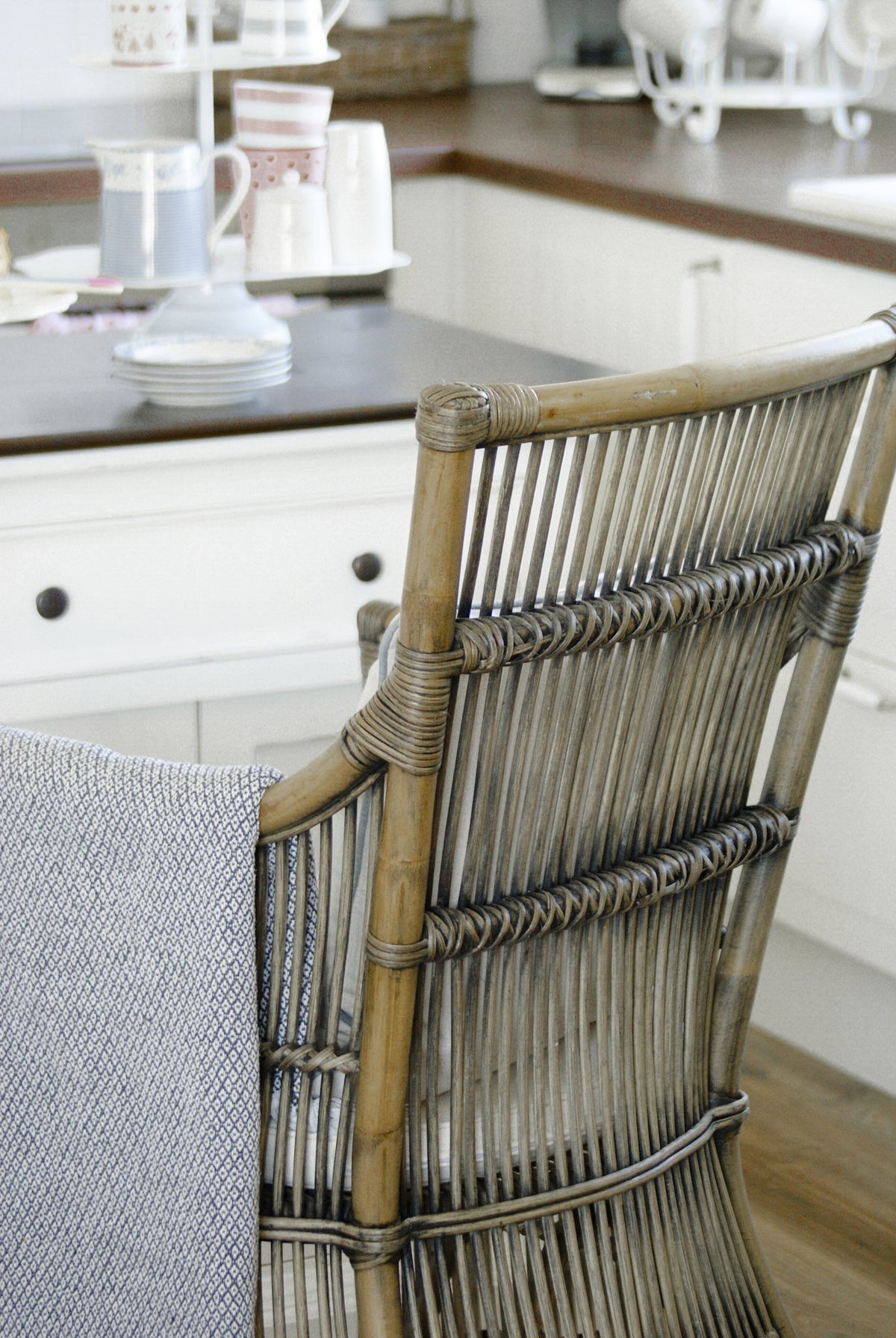 NovaSolo Wickerworks Duchess Chair (Set of 2) Dining Chair, Rustic – view 10