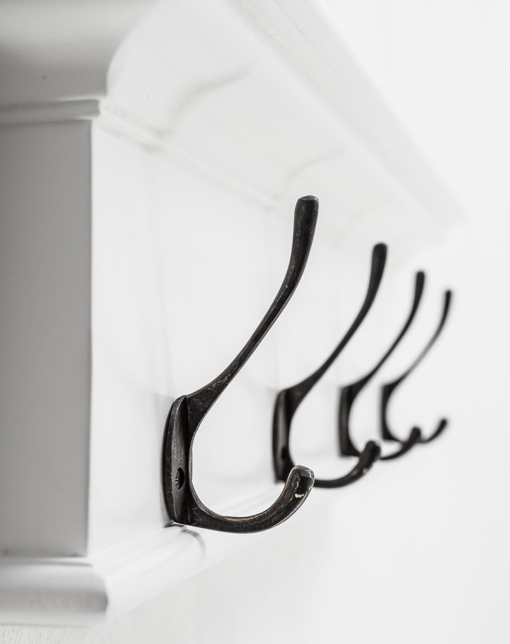 NovaSolo Halifax 4 Hook Coat Rack, Classic White – view 5