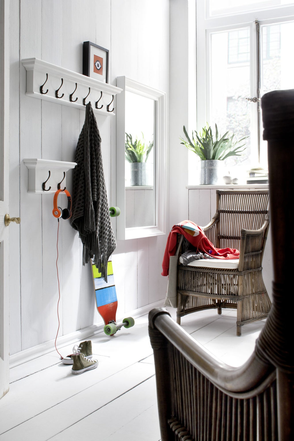 NovaSolo Halifax 6 Hook Coat Rack, Classic White – view 4