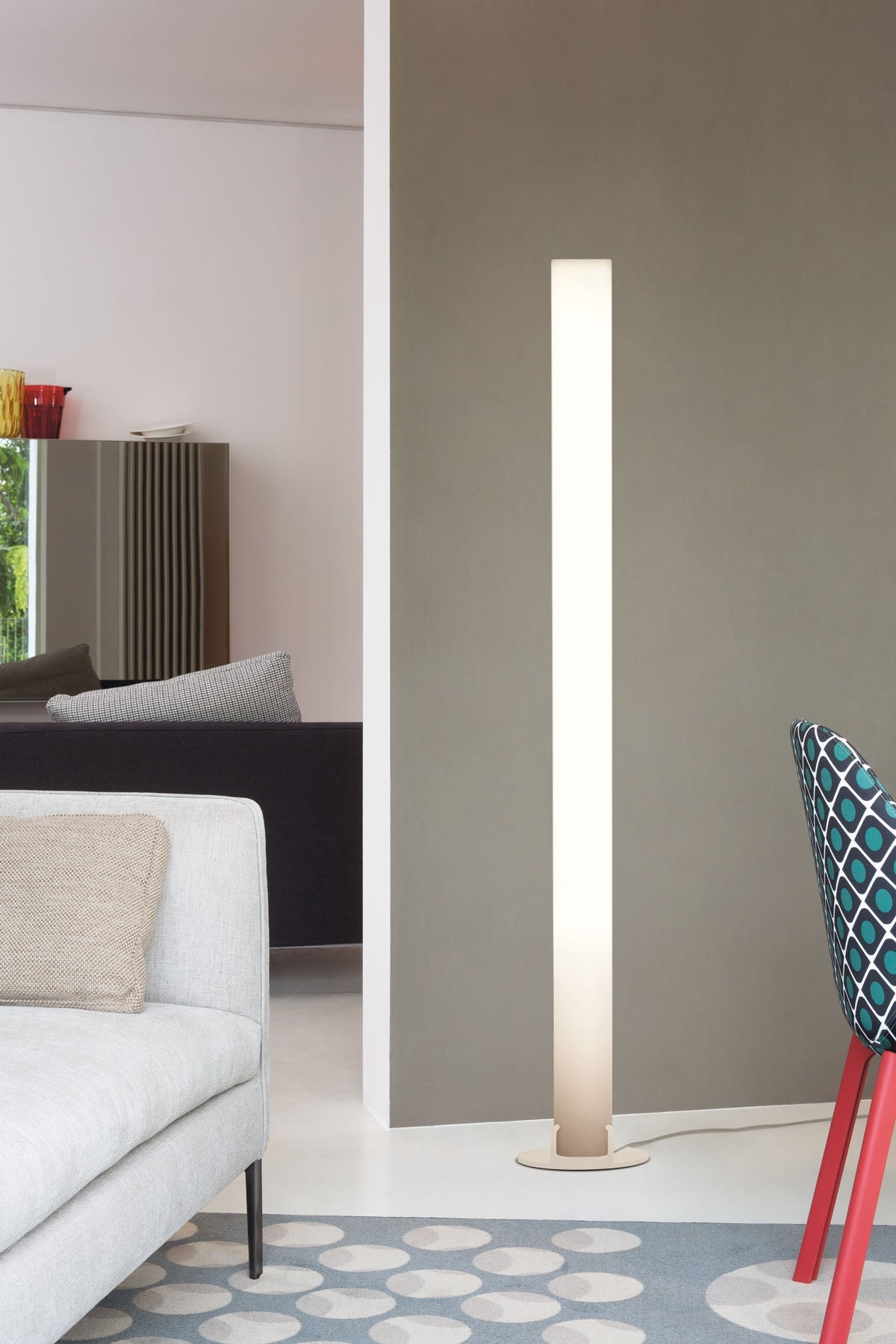 PISTILLO White Floor Lamp — Martinelli Luce